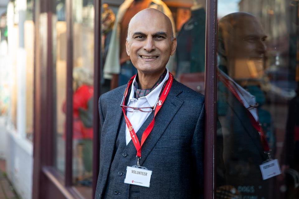 Dipak, Shop Volunteer